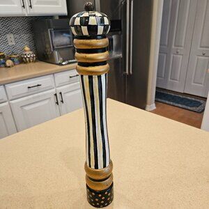 RARE RETIRED MACKENZIE CHILDS TALL COURTLY CHECK WOOD SALT PEPPER MILL GRINDER